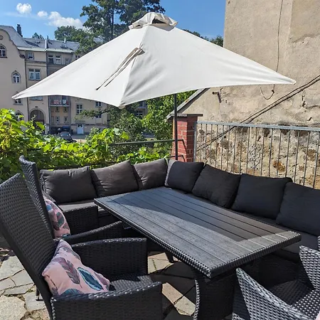 Familienwohnung Für 3 Mit Sauna, Pool&terrasse - Famzi