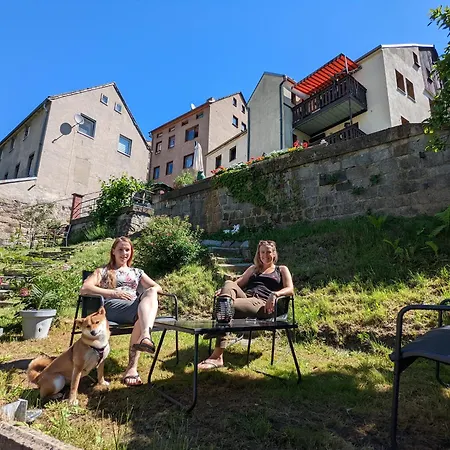 Familienwohnung Für 3 Mit Sauna, Pool&terrasse - Famzi