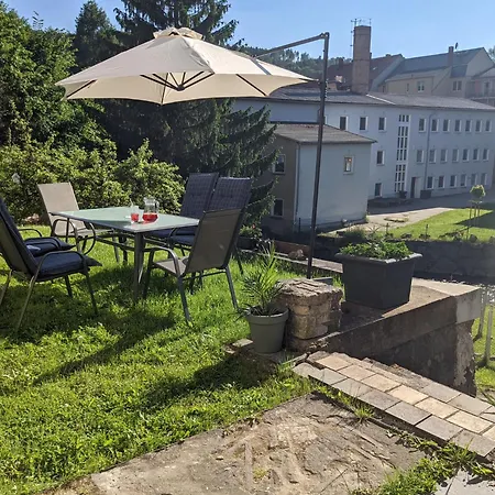 Familienwohnung Für 3 Mit Sauna, Pool&terrasse - Famzi Ferienhaus