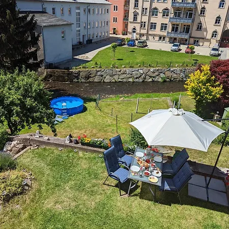 Familienwohnung Für 3 Mit Sauna, Pool&terrasse - Famzi Ferienhaus