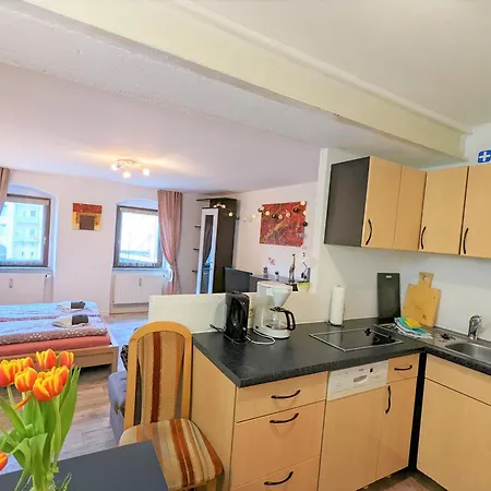 Familienwohnung Für 3 Mit Sauna, Pool&terrasse - Famzi Ferienhaus